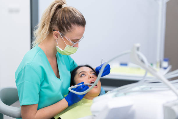 Best Emergency Dental Extractions in Solon, IA